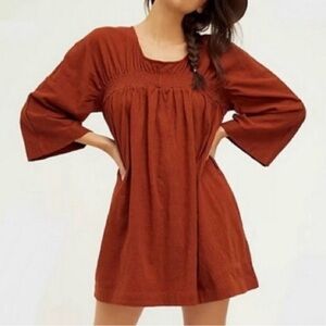 FP Beach Celia Mini Dress Size L Brown Rust Long Dolman Sleeves Gauzy Pockets